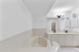 5524 NW 55th Dr, Coconut Creek, FL 33073 - Photo 23