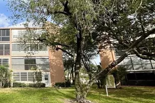 7320 Lake Cir Dr, Margate, FL 33063 - Photo 27