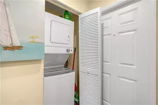 900 Jasmine Ln, Vero Beach, FL 32963 - Photo 9