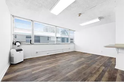 3003  Terramar, Unit #206, Fort Lauderdale, FL 33304 - Photo 1