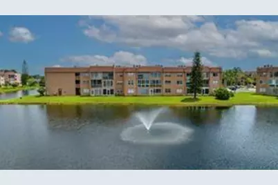 9540  Sunrise Lakes Blvd, Unit #205, Sunrise, FL 33322 - Photo 1