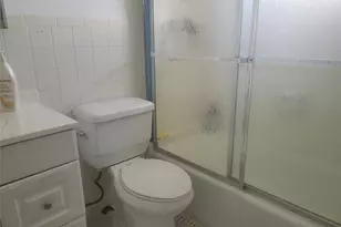 2240 Johnson St, Hollywood, FL 33020 - Photo 13