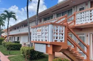 815 SW 10th Terrace, Hallandale Beach, FL 33009 - Photo 1