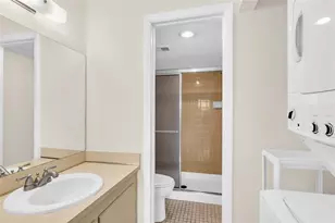 10304 Sunrise Lakes Blvd, Sunrise, FL 33322 - Photo 21