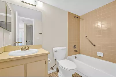 10304  Sunrise Lakes Blvd, Unit #106, Sunrise, FL 33322 - Photo 25