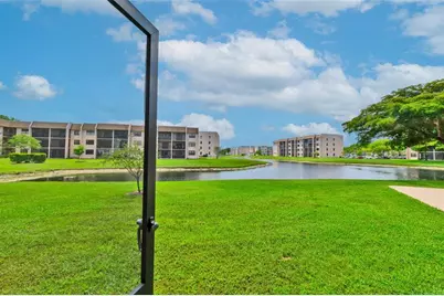 10304  Sunrise Lakes Blvd, Unit #106, Sunrise, FL 33322 - Photo 31