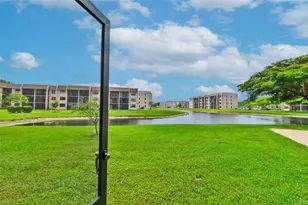 10304 Sunrise Lakes Blvd, Sunrise, FL 33322 - Photo 31