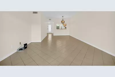 10304  Sunrise Lakes Blvd, Unit #106, Sunrise, FL 33322 - Photo 15