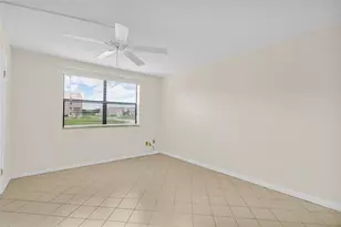 10304 Sunrise Lakes Blvd, Sunrise, FL 33322 - Photo 19