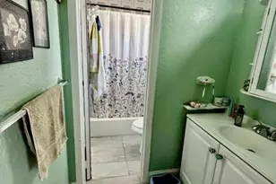 5601 Blueberry Ct, Lauderhill, FL 33313 - Photo 13