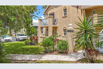 1672 SE Green Acres Cir, Unit #B-104, Port Saint Lucie, FL 34952 - Photo 9