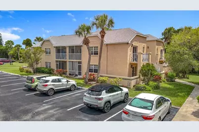 1672 SE Green Acres Cir, Unit #B-104, Port Saint Lucie, FL 34952 - Photo 7