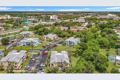 1672 SE Green Acres Cir, Unit #B-104, Port Saint Lucie, FL 34952 - Photo 3