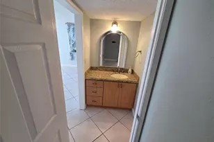 9491 Evergreen Pl, Davie, FL 33324 - Photo 91