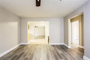 2903 Apalachee Rd, West Palm Beach, FL 33406 - Photo 9