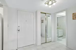 330 SE 20th Ave, Deerfield Beach, FL 33441 - Photo 9