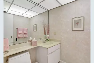 330 SE 20th Ave, Unit #307, Deerfield Beach, FL 33441 - Photo 19