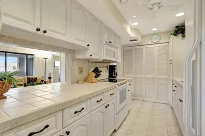 330 SE 20th Ave, Unit #307, Deerfield Beach, FL 33441 - Photo 7