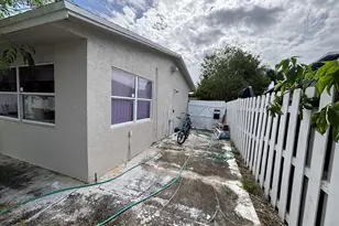 1571 NE 28th Ct, Pompano Beach, FL 33064 - Photo 19