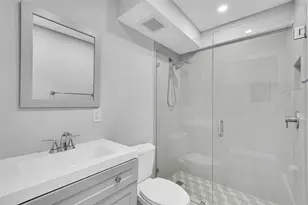 95 N Birch Rd, Fort Lauderdale, FL 33304 - Photo 13