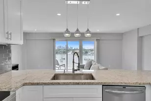 95 N Birch Rd, Fort Lauderdale, FL 33304 - Photo 3