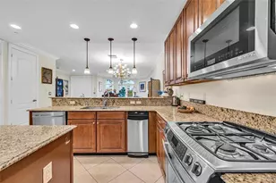 913 NE 17th Way Unit #*, Fort Lauderdale, FL 33304 - Photo 15