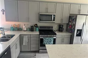 10179 SW Captiva Dr, Port Saint Lucie, FL 34987 - Photo 21