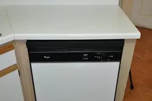 2465 NW 33rd St, Oakland Park, FL 33309 - Photo 37