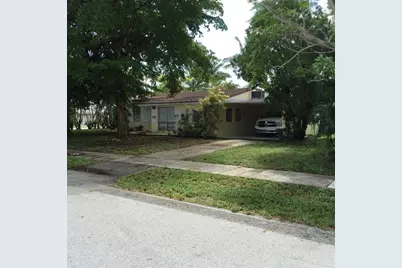 240 NE 55 Street, Oakland Park, FL 33334 - Photo 5