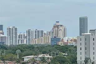 1401 NE Miami Gardens Dr, Miami, FL 33179 - Photo 1