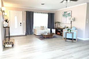 764 SW 7th St, Boca Raton, FL 33486 - Photo 5