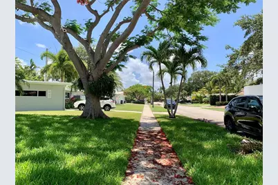 764 SW 7th St, Boca Raton, FL 33486 - Photo 41