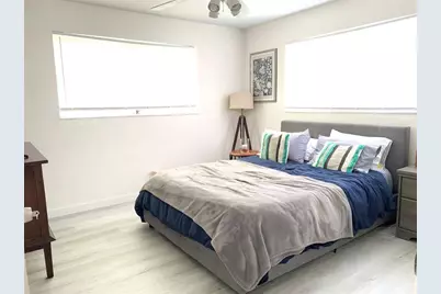 764 SW 7th St, Boca Raton, FL 33486 - Photo 23