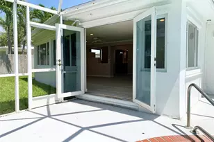 764 SW 7th St, Boca Raton, FL 33486 - Photo 31