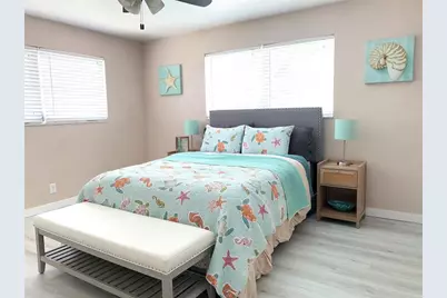 764 SW 7th St, Boca Raton, FL 33486 - Photo 17