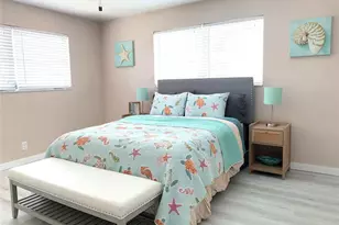 764 SW 7th St, Boca Raton, FL 33486 - Photo 17