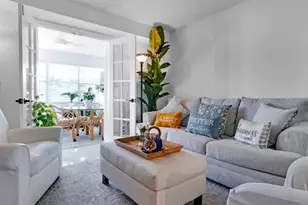 9581 Sunrise Lakes Blvd, Sunrise, FL 33322 - Photo 19