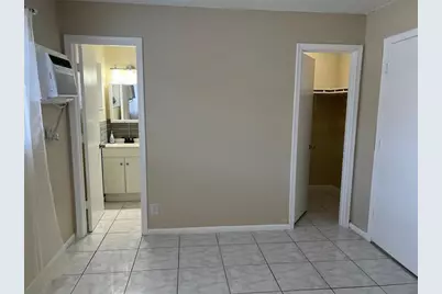 5168 NE 6th Ave, Unit #426, Fort Lauderdale, FL 33334 - Photo 13