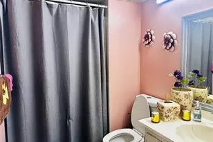 3070 NW 48th Terrace, Lauderdale Lakes, FL 33313 - Photo 11