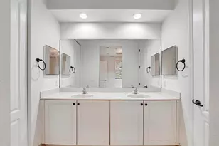 454 SW 147th Ave, Pembroke Pines, FL 33027 - Photo 23