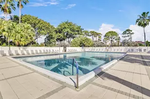 2208 S Cypress Bend Dr, Pompano Beach, FL 33069 - Photo 35