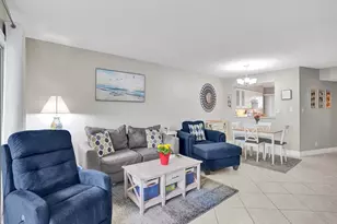 2208 S Cypress Bend Dr, Pompano Beach, FL 33069 - Photo 7