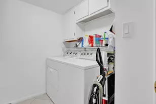 2208 S Cypress Bend Dr, Pompano Beach, FL 33069 - Photo 29