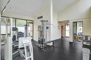 2208 S Cypress Bend Dr, Pompano Beach, FL 33069 - Photo 37