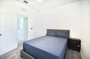 378 NE 47th Pl, Deerfield Beach, FL 33064 - Photo 27