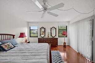 2205 S Cypress Bend Dr, Pompano Beach, FL 33069 - Photo 21