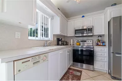 2100 NE 38th St, Unit #216, Lighthouse Point, FL 33064 - Photo 7