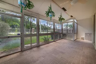 10152 Lombardy Dr, Tamarac, FL 33321 - Photo 27