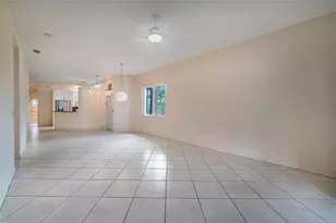 10152 Lombardy Dr, Tamarac, FL 33321 - Photo 7