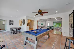 60 SE 10th St, Pompano Beach, FL 33060 - Photo 11